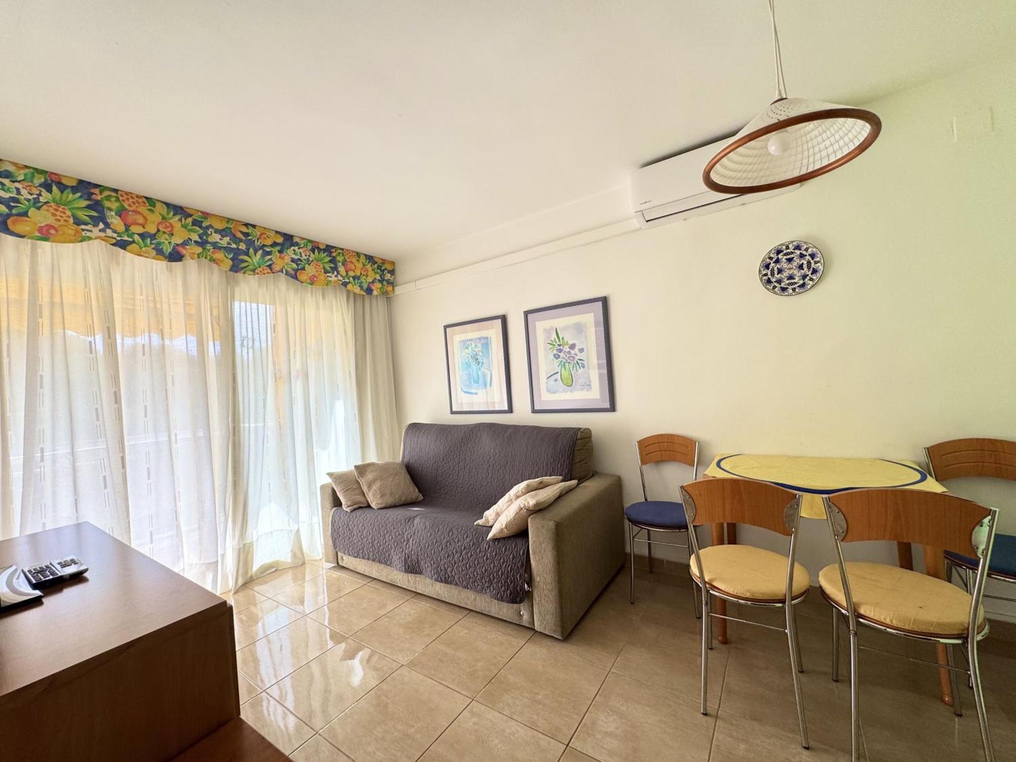Apartsalou Penedes エクステリア 写真