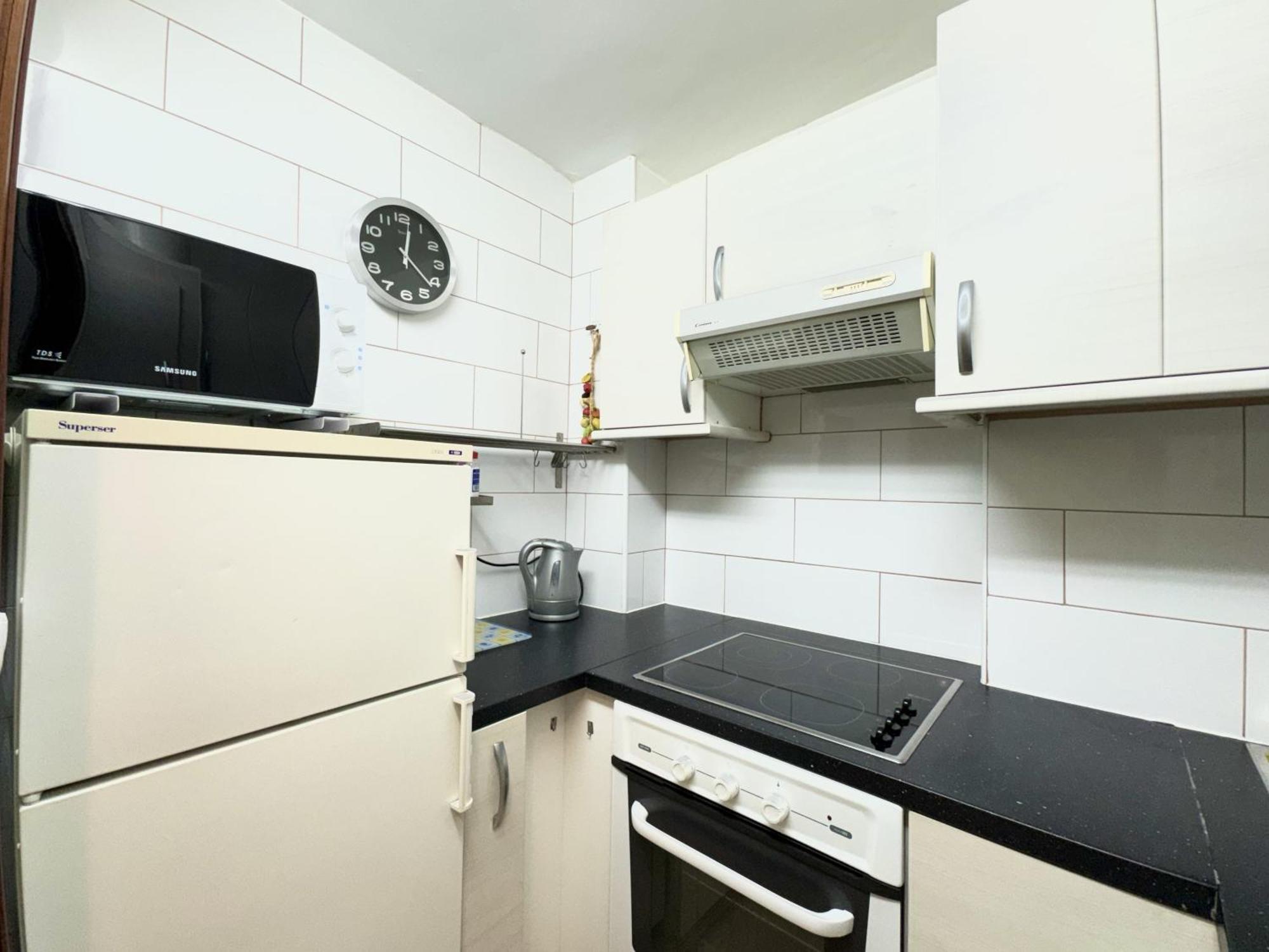 Apartsalou Penedes エクステリア 写真