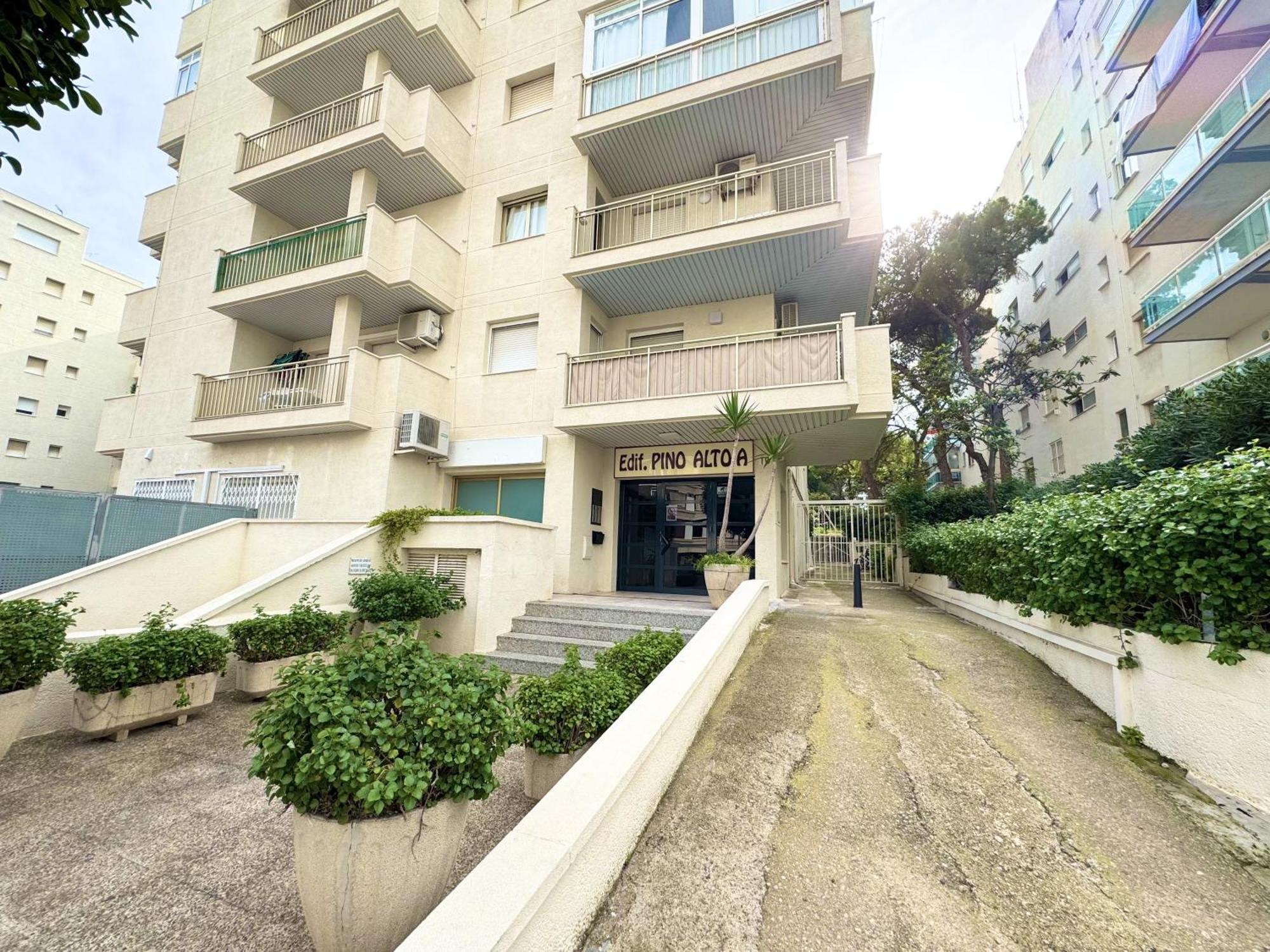 Apartsalou Penedes エクステリア 写真